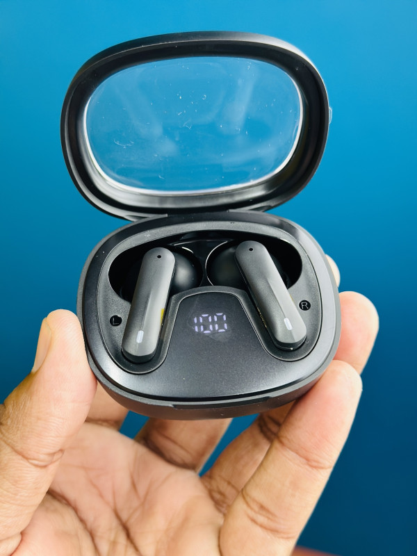 Hoco EQ6 TWS Wireless Earphones